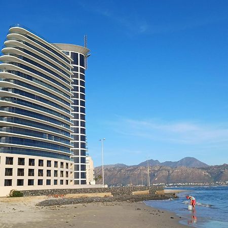 Loddey'S Self Catering Apartments - By Beach Collection Strand Esterno foto