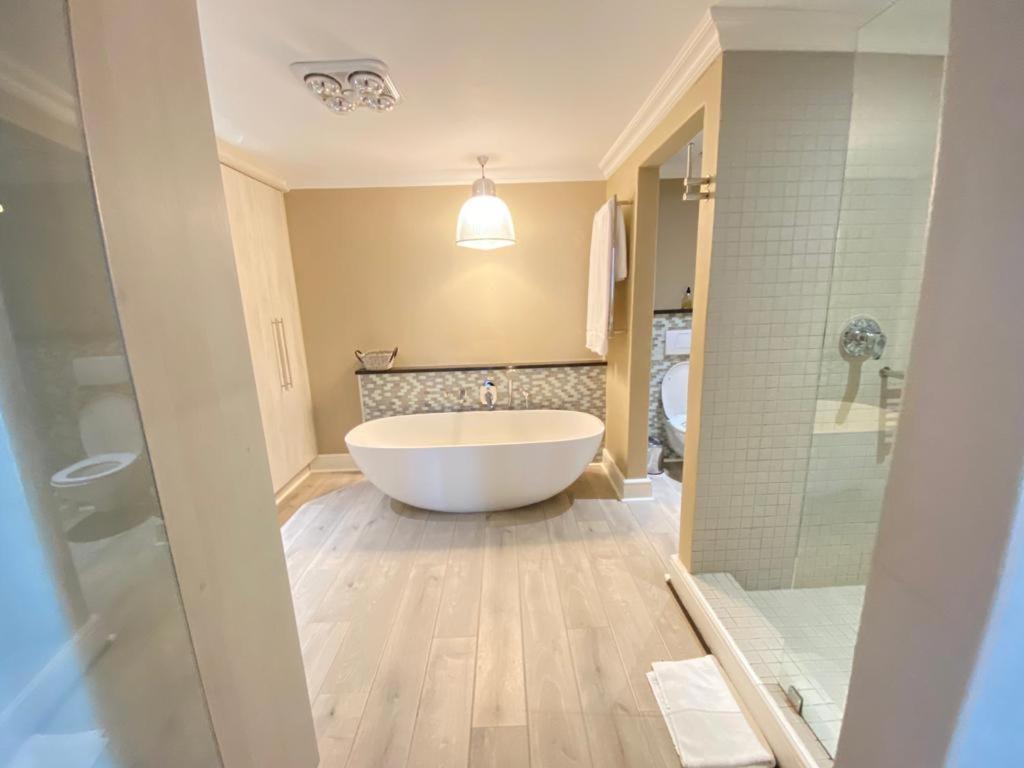 Loddey'S Self Catering Apartments - By Beach Collection Strand Esterno foto