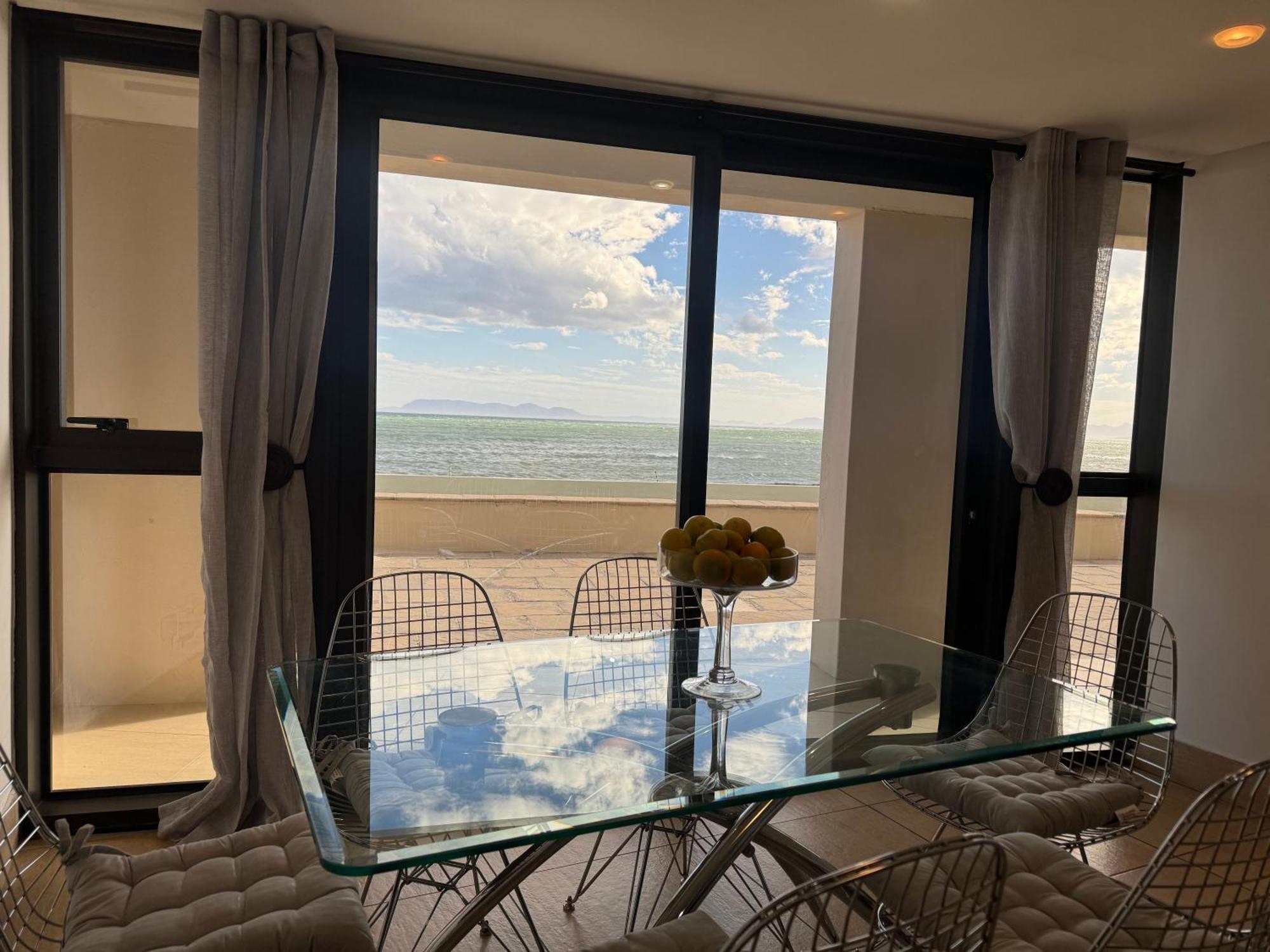 Loddey'S Self Catering Apartments - By Beach Collection Strand Esterno foto