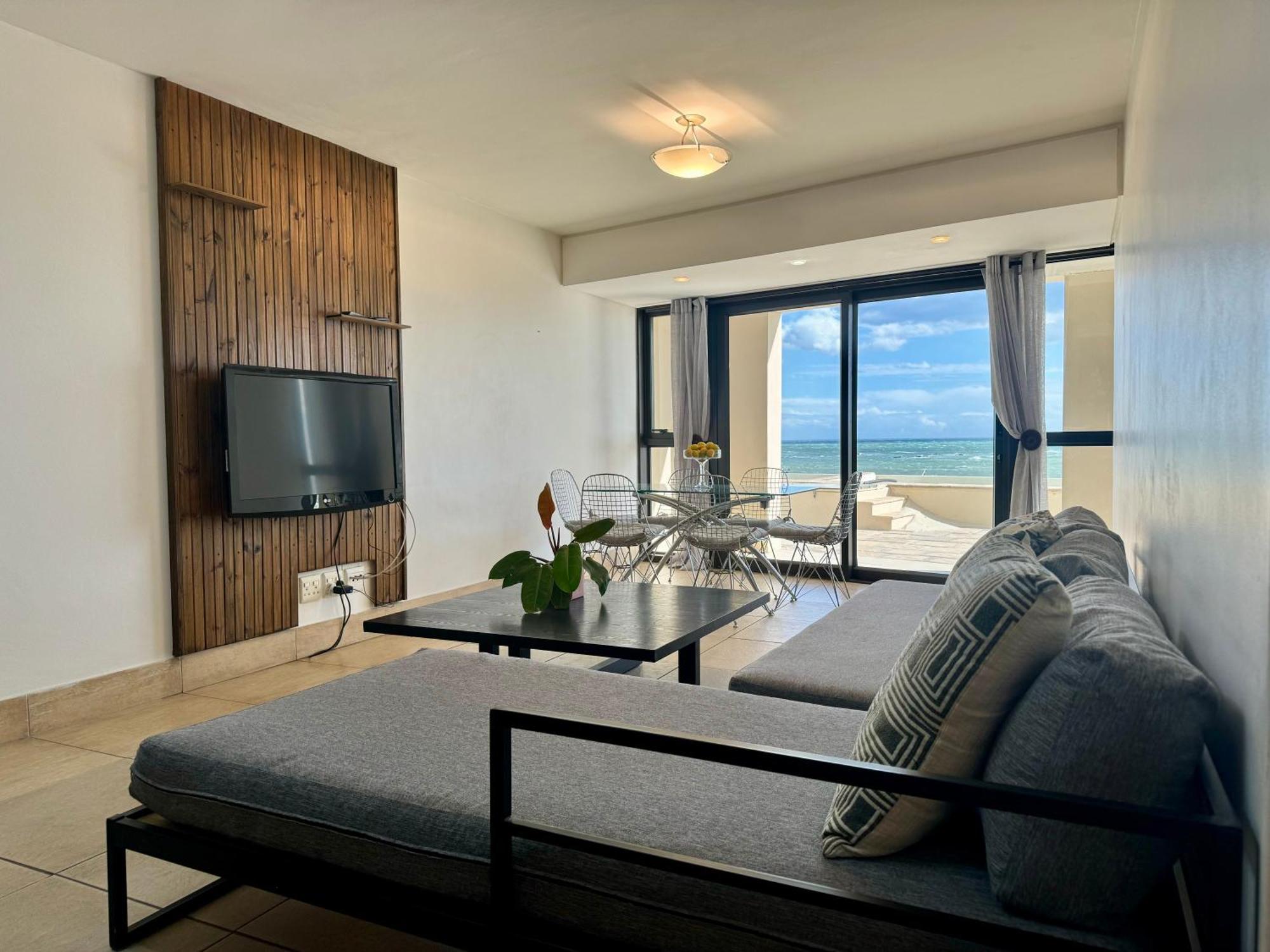 Loddey'S Self Catering Apartments - By Beach Collection Strand Esterno foto