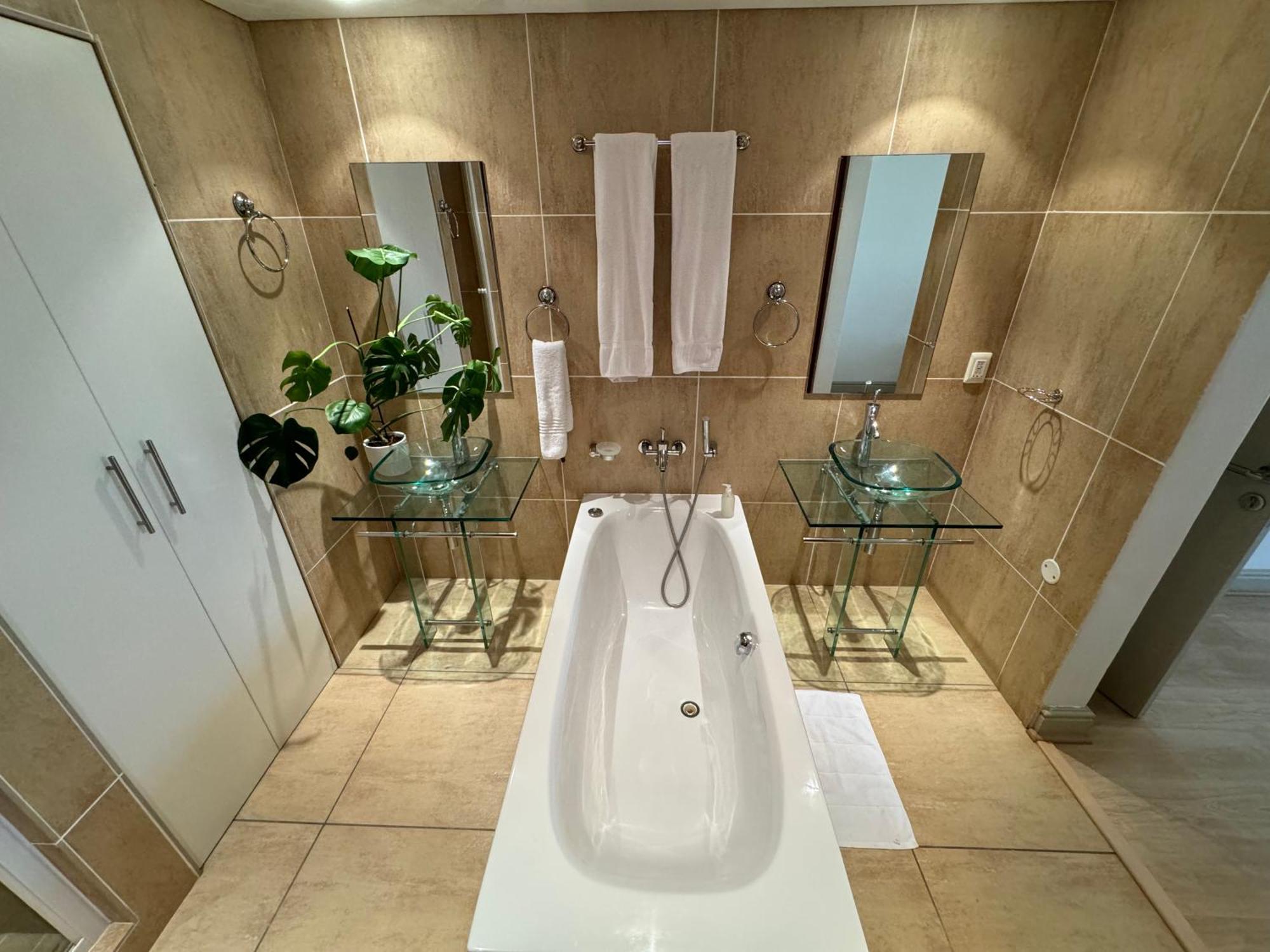 Loddey'S Self Catering Apartments - By Beach Collection Strand Esterno foto