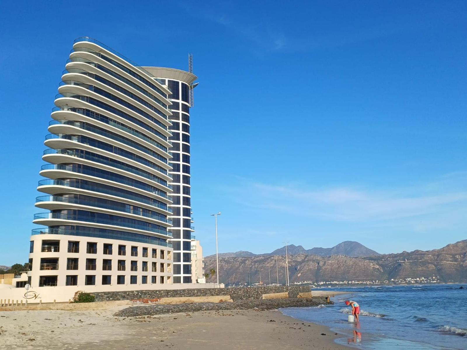 Loddey'S Self Catering Apartments - By Beach Collection Strand Esterno foto